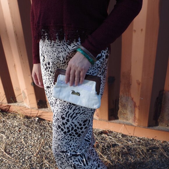 Leopard Print Satin Feel By Timing - Picture 6 of 14